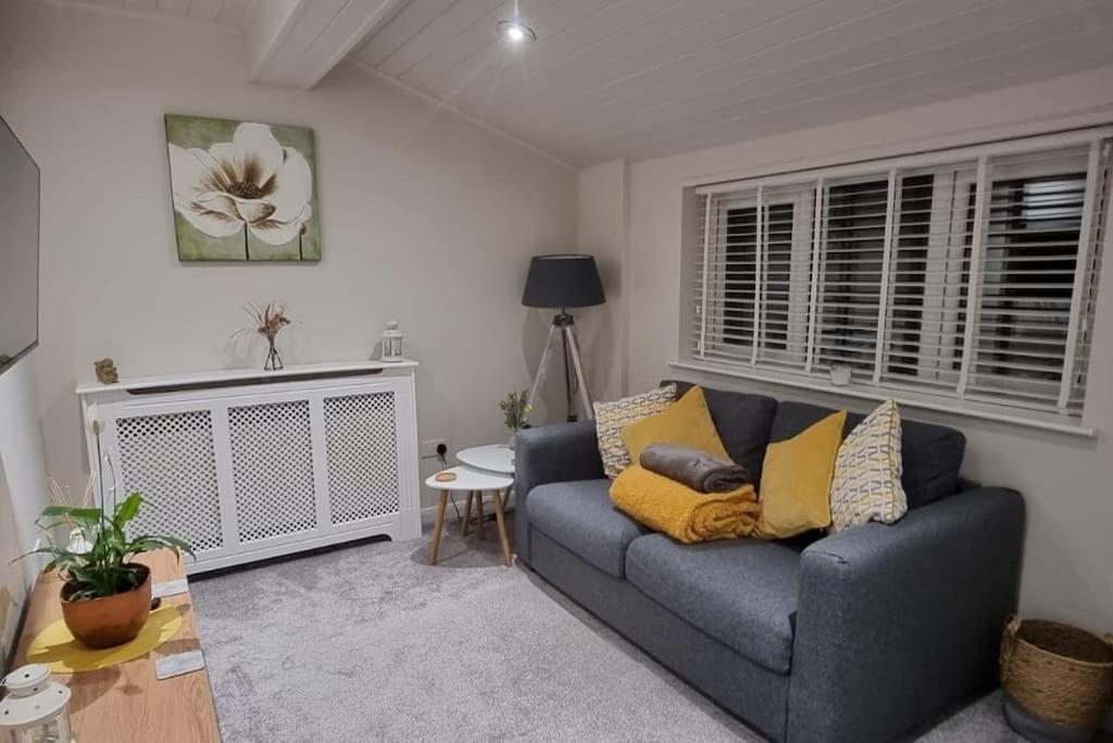 The Squirrels- Alresford, Essex Apartment Bagian luar foto