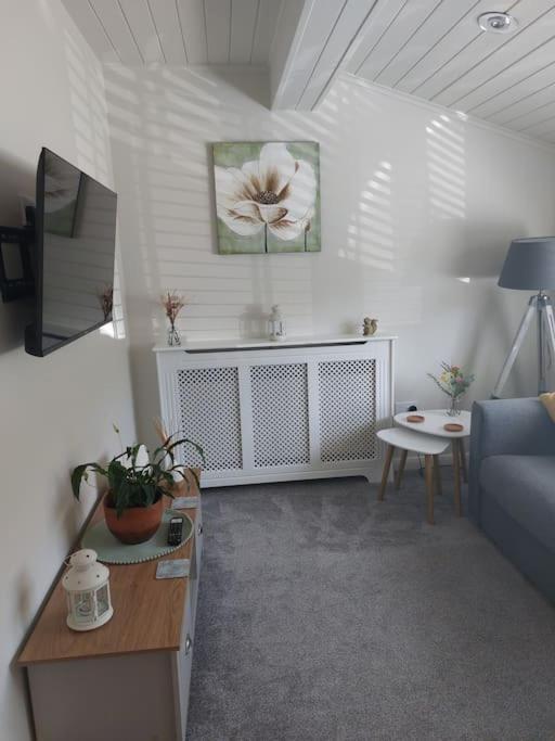 The Squirrels- Alresford, Essex Apartment Bagian luar foto