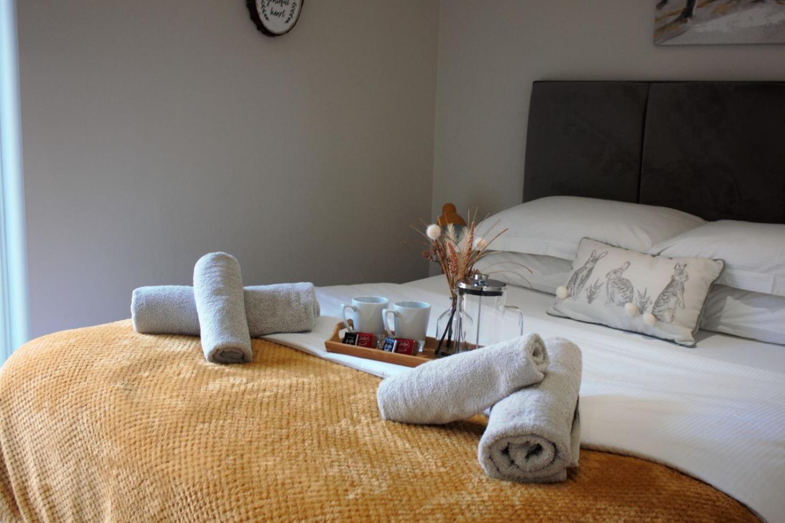 The Squirrels- Alresford, Essex Apartment Bagian luar foto